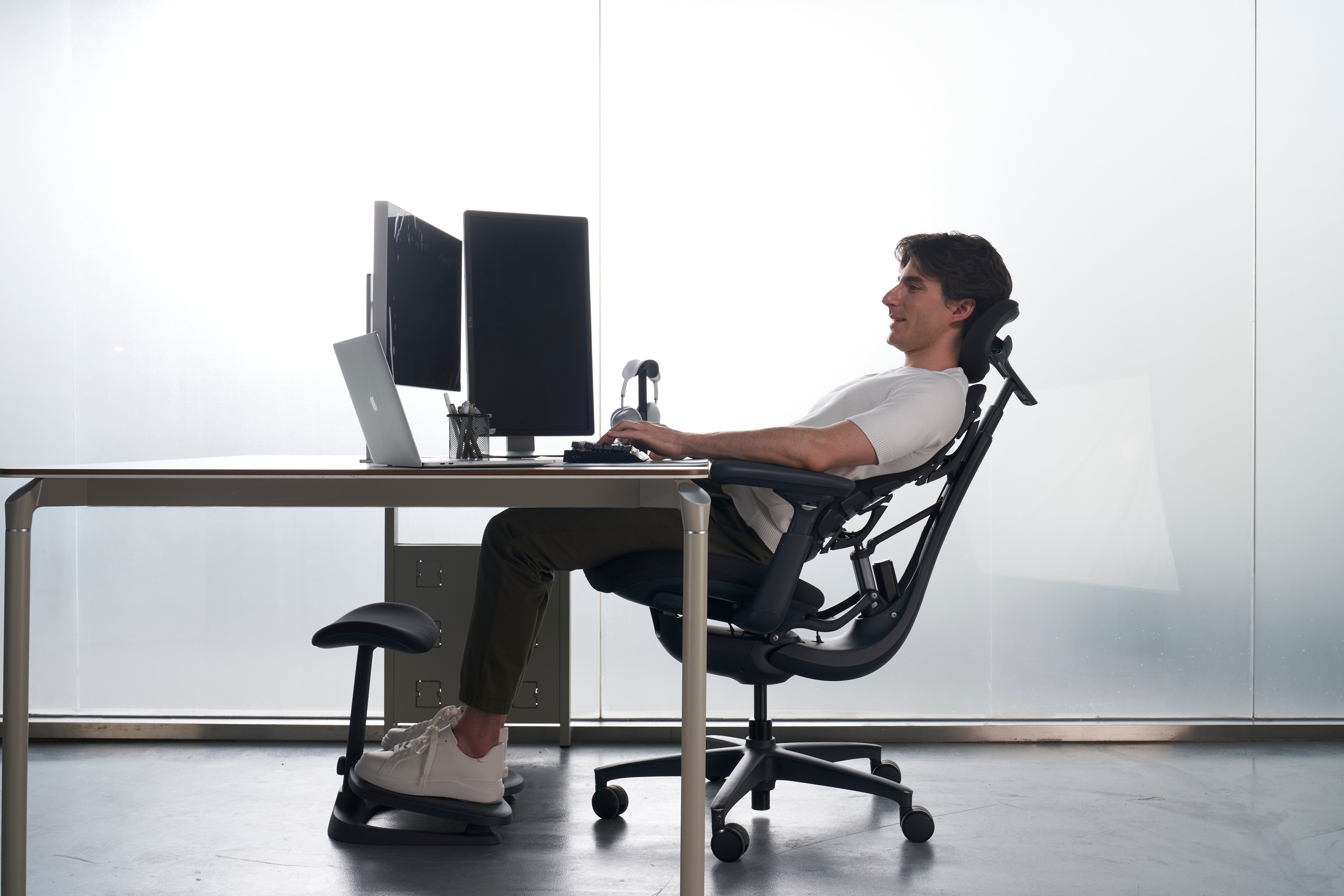 Still Sitting in a Static Chair? Your Spine Deserves Better